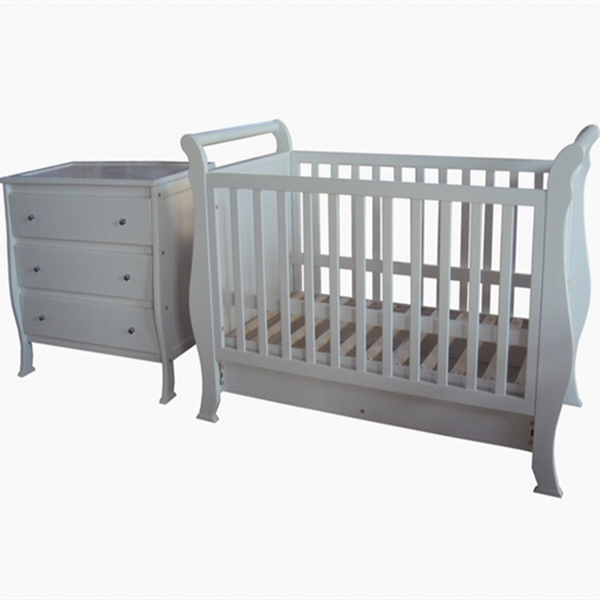 Solid Wood Sleigh Baby Crib With Wider Slats China Solid Wood Sleigh Baby Crib With Wider Slats